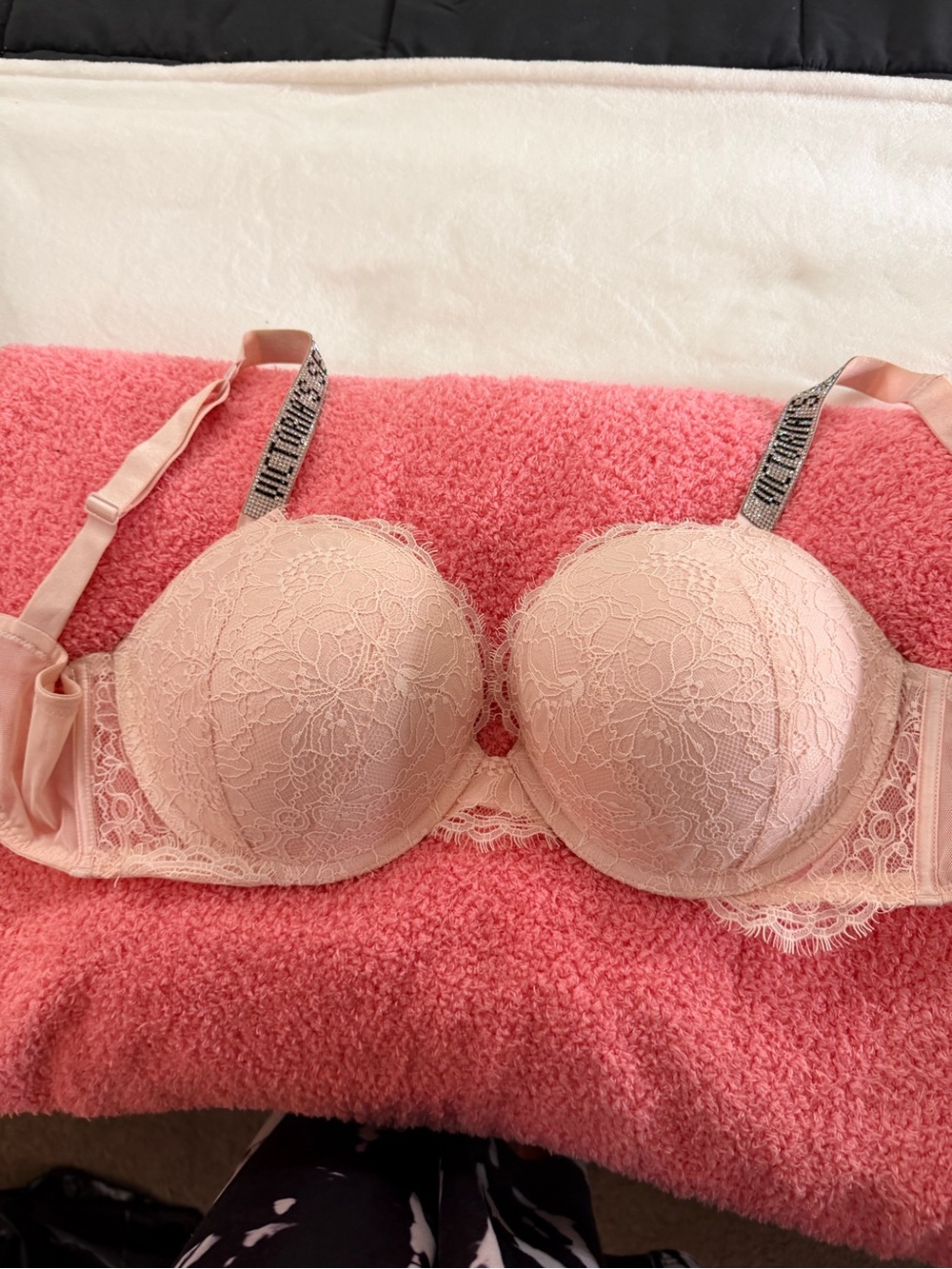 Victoria's Secret Blush Lace Push-Up Bra with Branded Straps